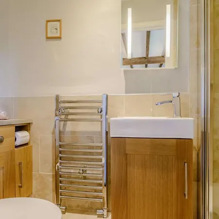 5 Bed In Harrogate Oc-83663 * Summer Bridge