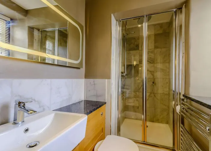 5 Bed In Harrogate Oc-83663 Vakantiehuis