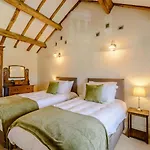 Holiday home 5 Bed In Harrogate Oc-83663