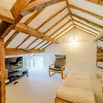 5 Bed In Harrogate Oc-83663 *