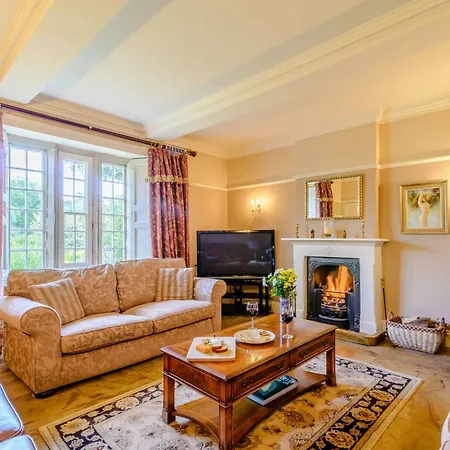 5 Bed In Pateley Bridge 83663 Holiday home