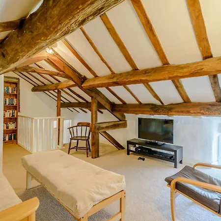 5 Bed In Pateley Bridge 83663 Holiday home